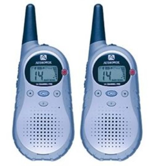 New Set of 2 Audiovox FR141 2-Mile Range 14-Channels FRS Two-Way Radio - Picture 1 of 4